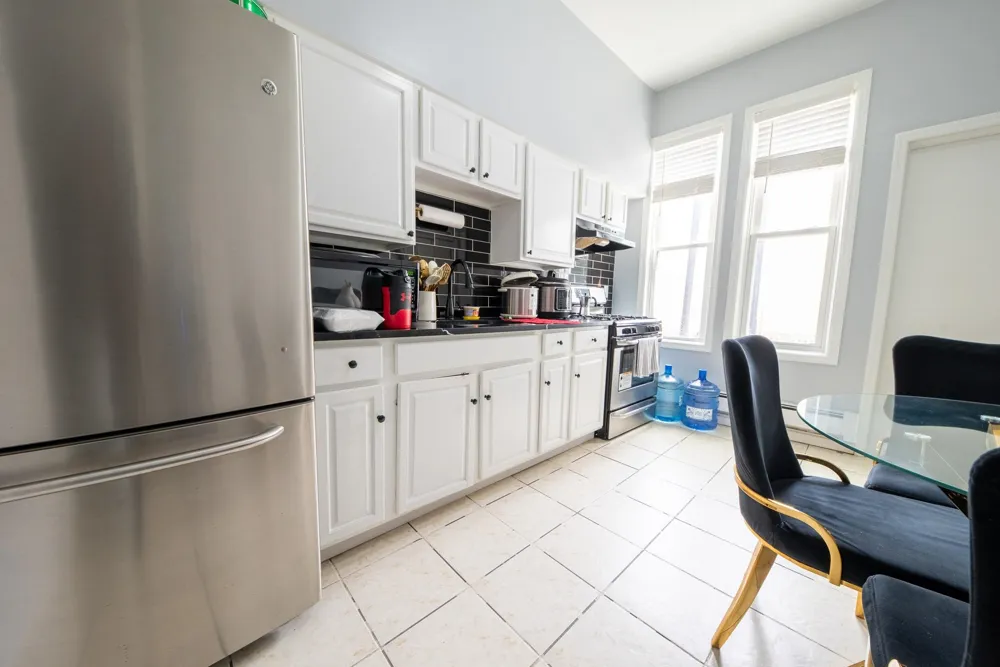 1808 WEST ST Union City, NJ 07087
