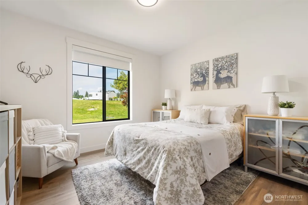 2529 14th Ave NW Gig Harbor, WA 98335