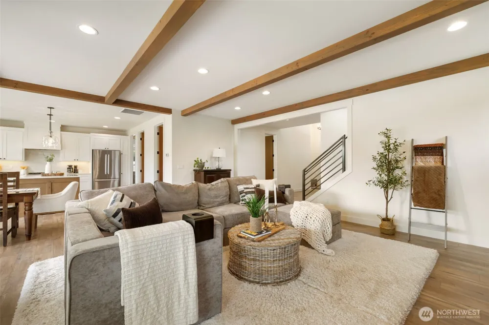 2529 14th Ave NW Gig Harbor, WA 98335