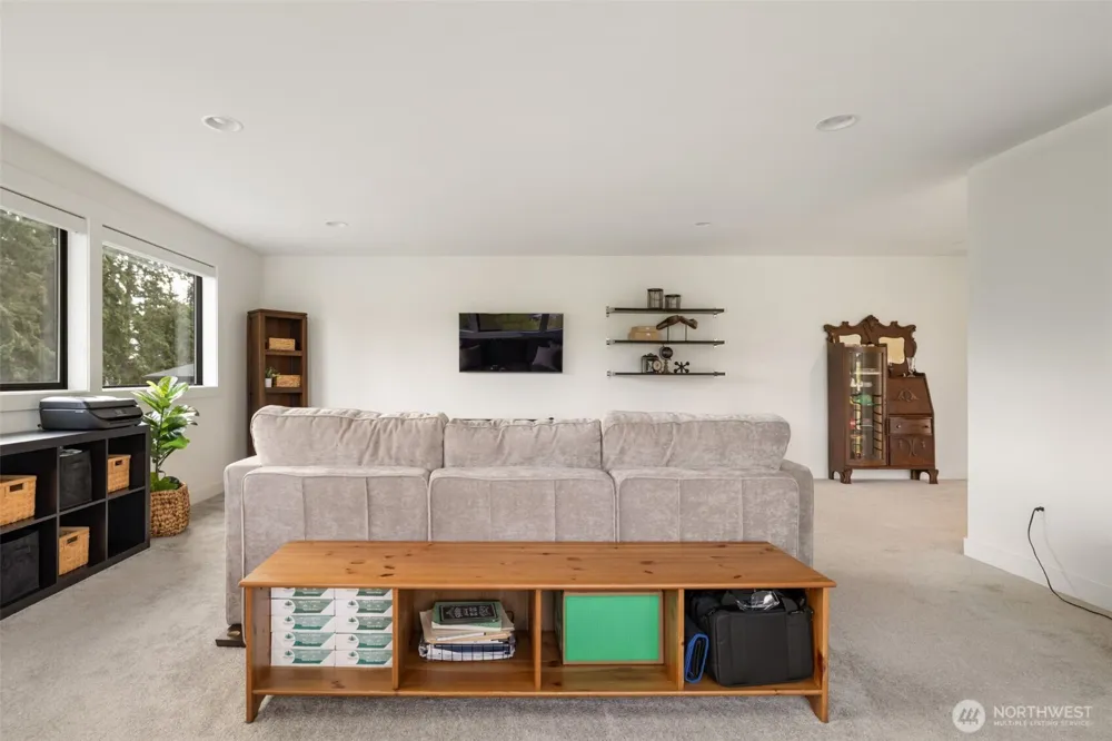 2529 14th Ave NW Gig Harbor, WA 98335