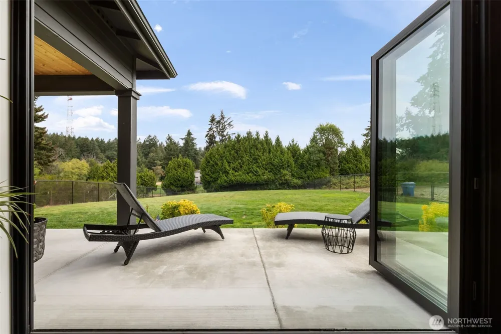 2529 14th Ave NW Gig Harbor, WA 98335