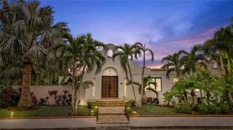 220 14TH AVENUE