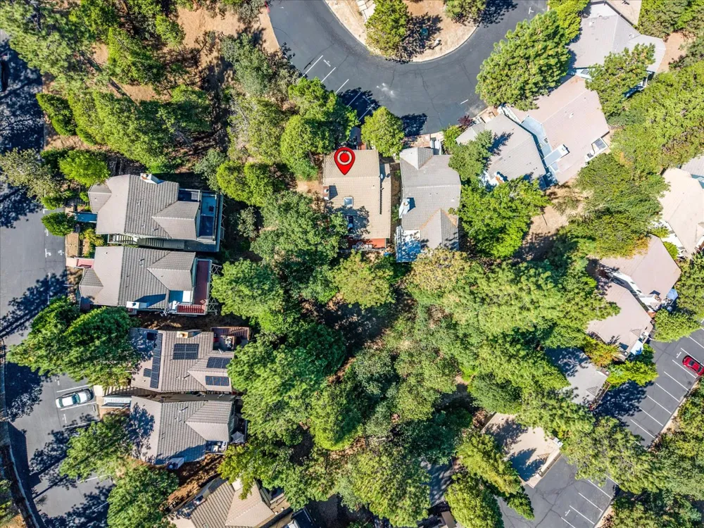 40593 Saddleback Road Bass Lake, CA 93604