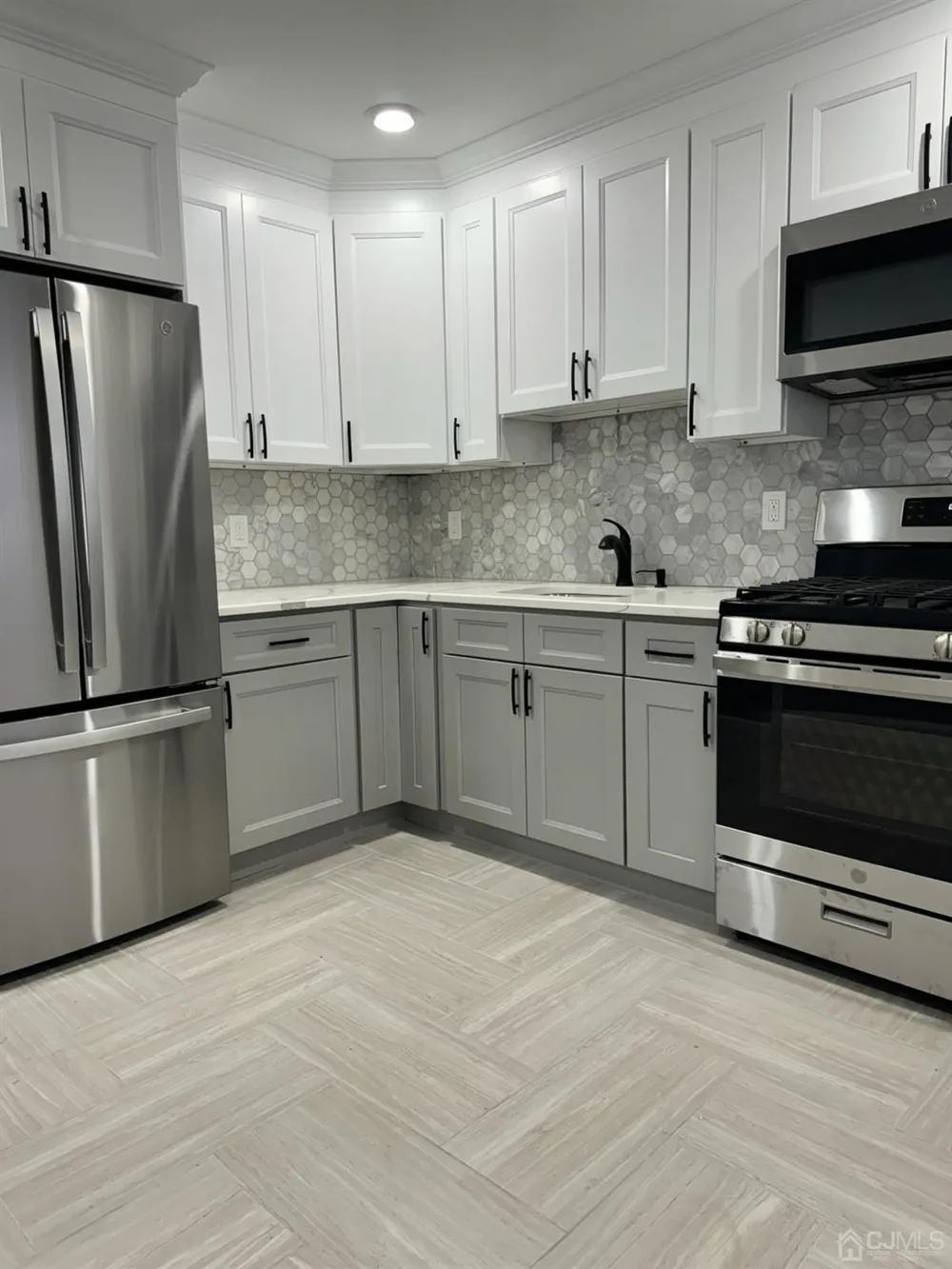 43 Frederick Terrace #2 Irvington, NJ 07111
