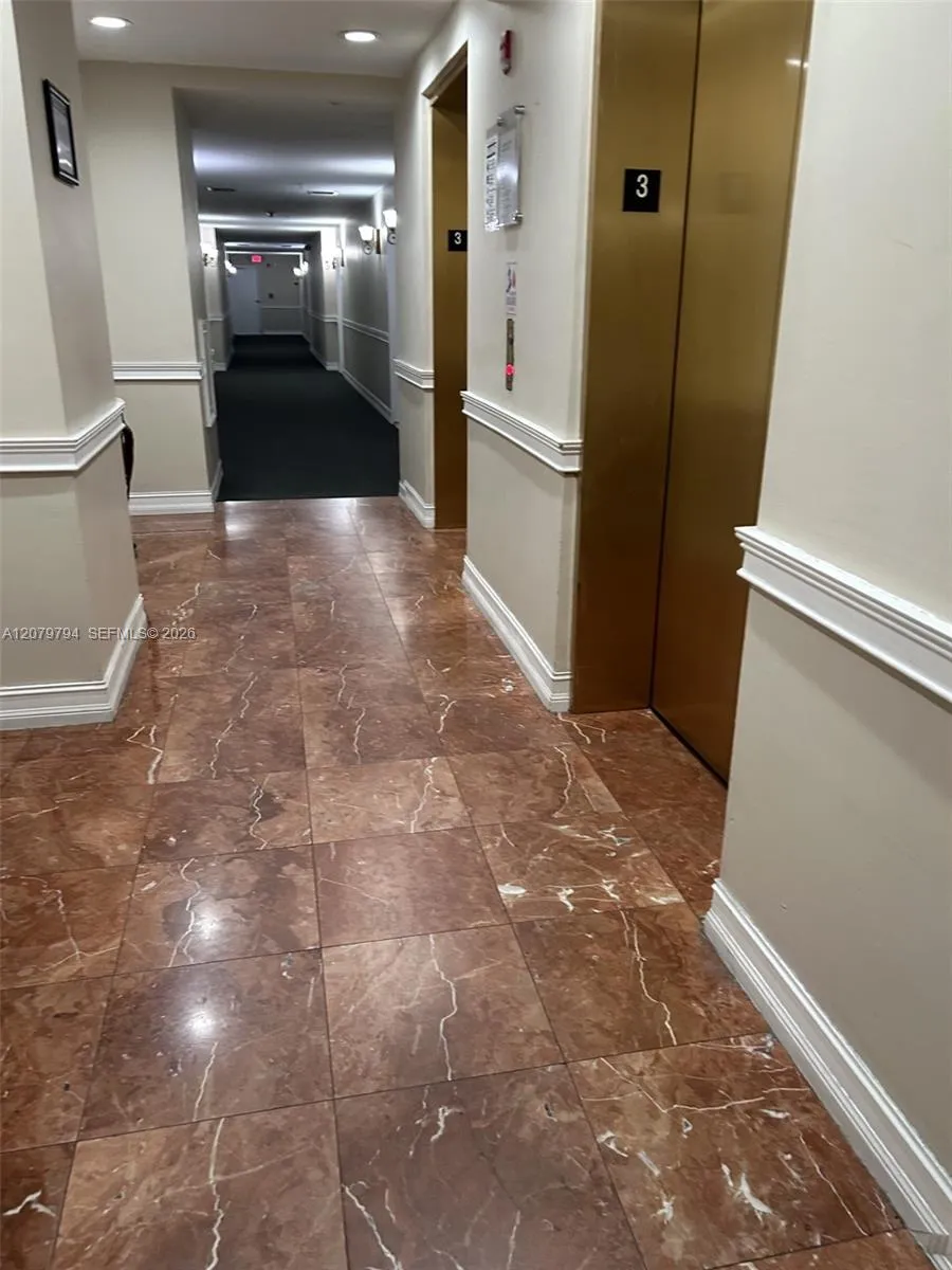 5271 SW 8th St #313 Miami, FL 33134