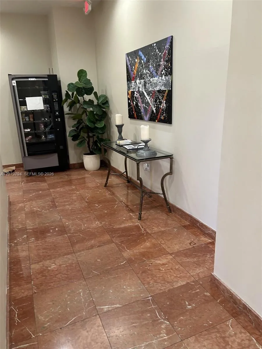 5271 SW 8th St #313 Miami, FL 33134
