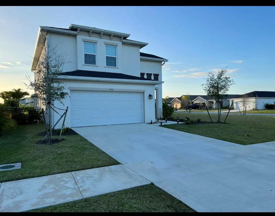 9350 SW LIGORIO WAY Port St. Lucie, FL 34987