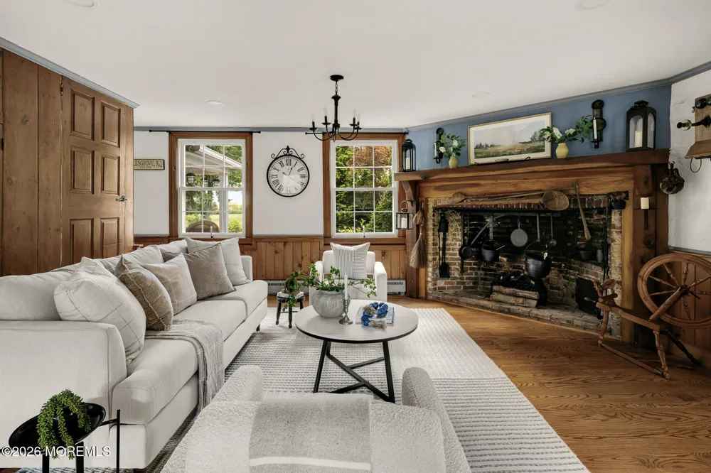 92 Warner Road Mannington, NJ 08079