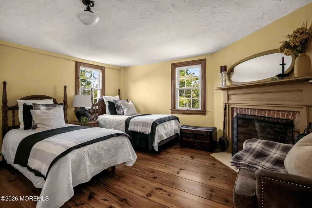 92 Warner Road Mannington, NJ 08079