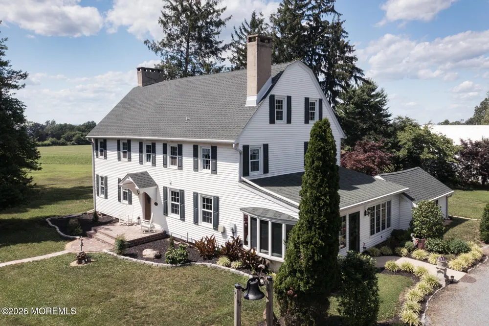 92 Warner Road Mannington, NJ 08079