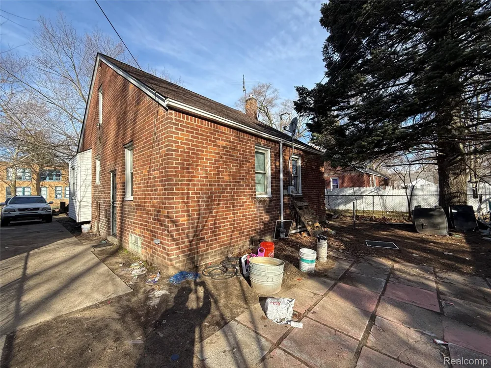19774 Strasburg Street Detroit City, MI 48205