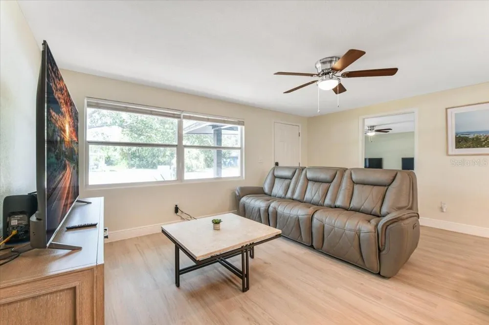 1114 LA SALLE STREET Clearwater, FL 33755