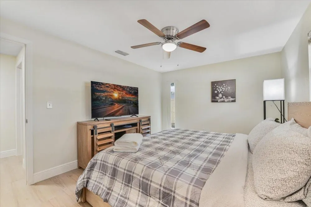 1114 LA SALLE STREET Clearwater, FL 33755