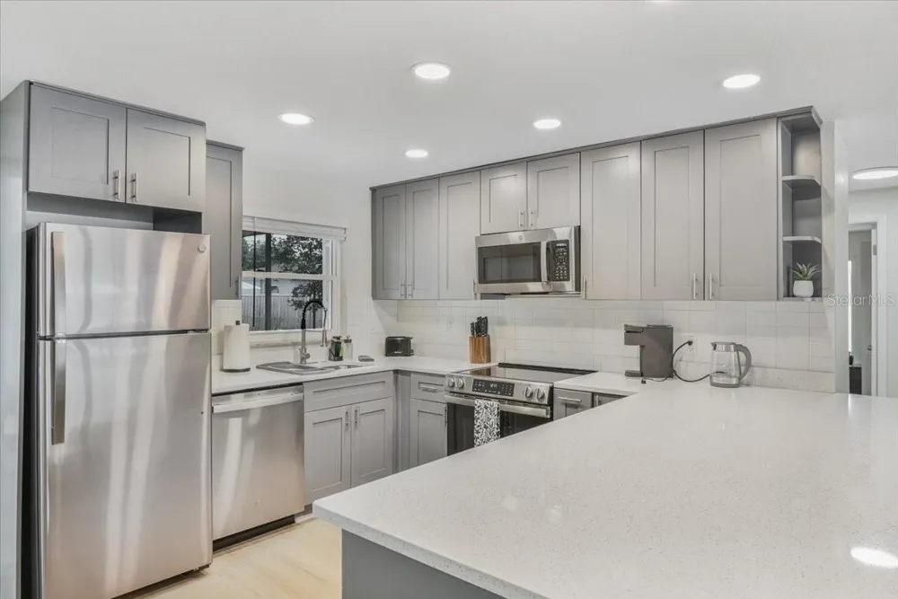1114 LA SALLE STREET Clearwater, FL 33755