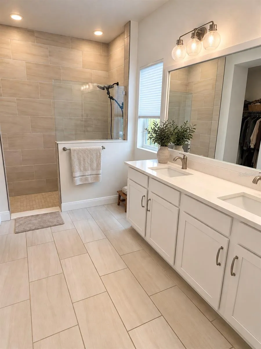 5936 GOLDEN NETTLE DRIVE Apollo Beach, FL 33572