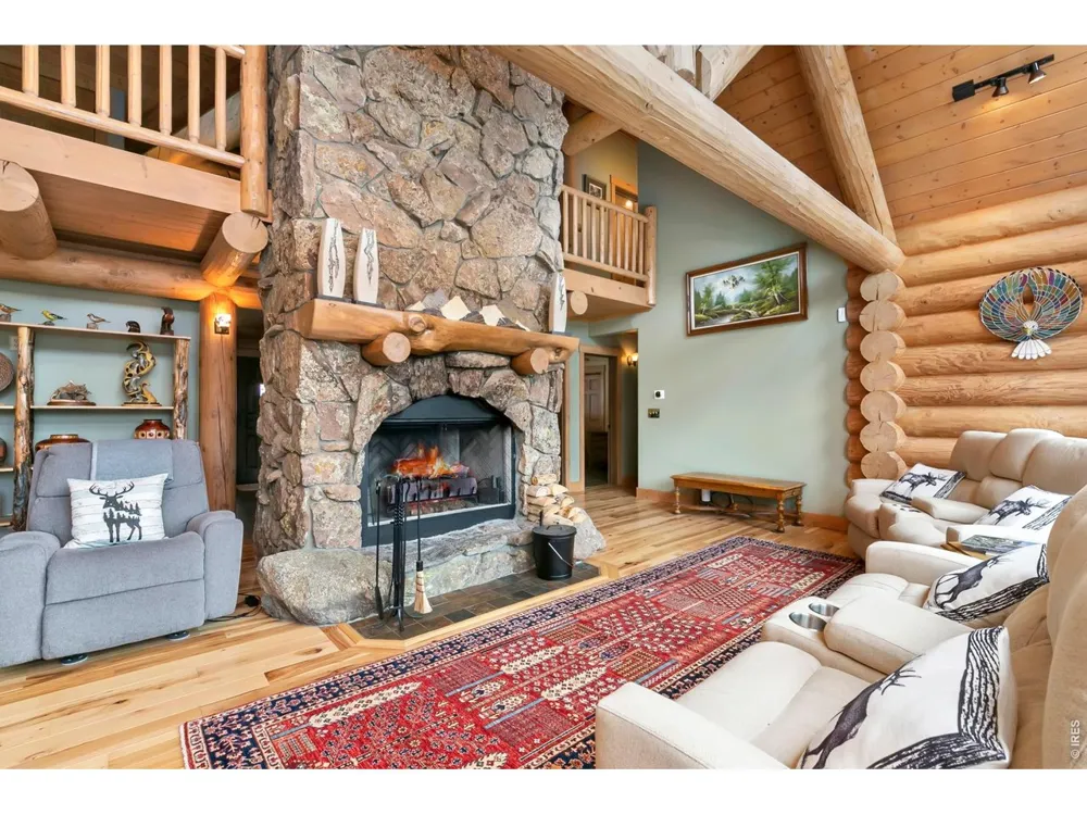 1490 Hummingbird Drive Estes Park, CO 80517