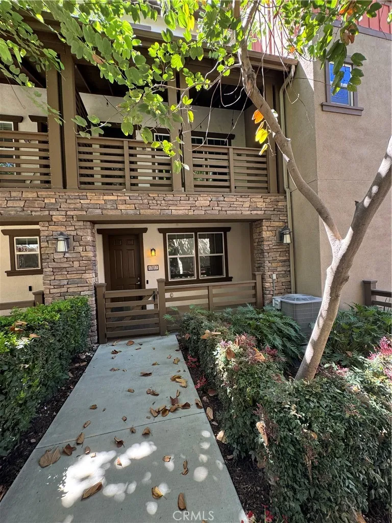 17017 Independence Yorba Linda, CA 92886