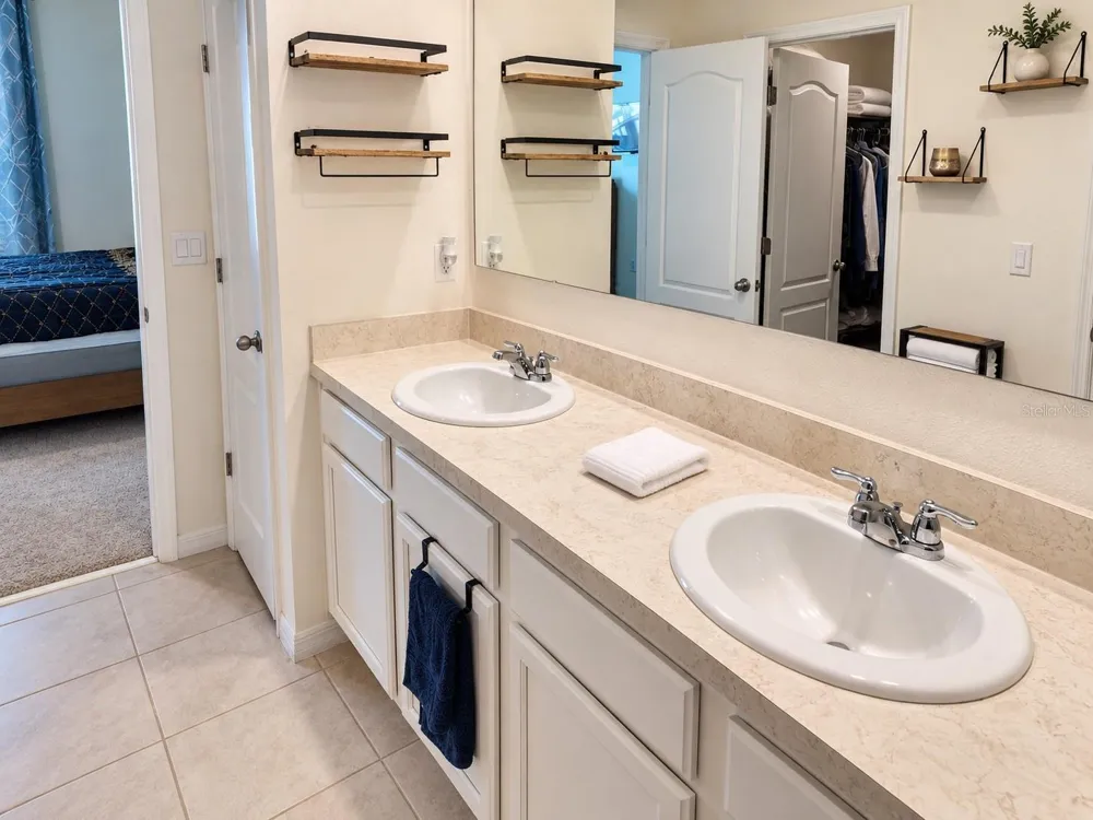 2746 REDDISH EGRET BEND St Cloud, FL 34773