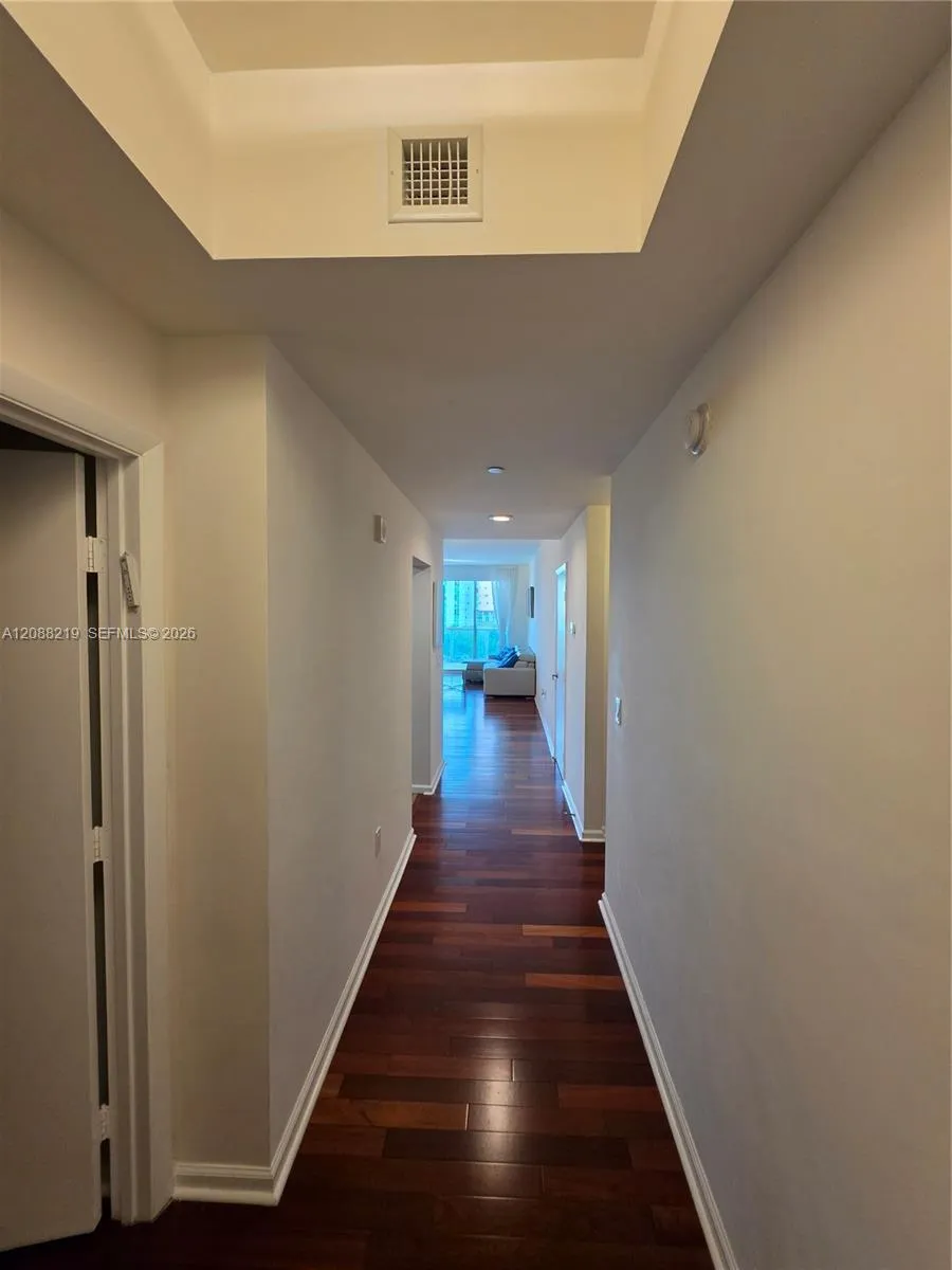 3340 NE 190th St #705 Aventura, FL 33180