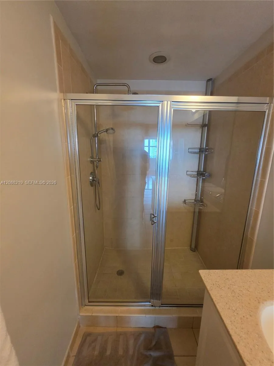 3340 NE 190th St #705 Aventura, FL 33180