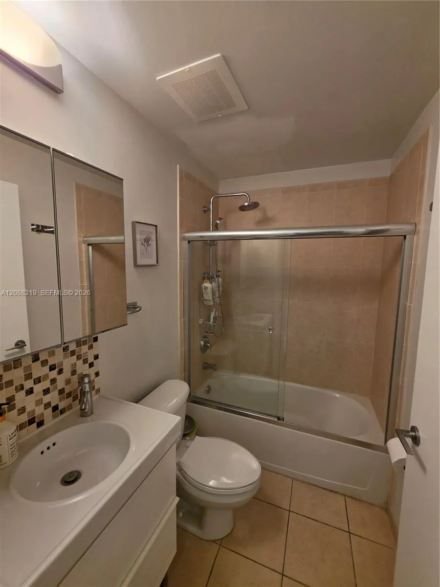 3340 NE 190th St #705 Aventura, FL 33180