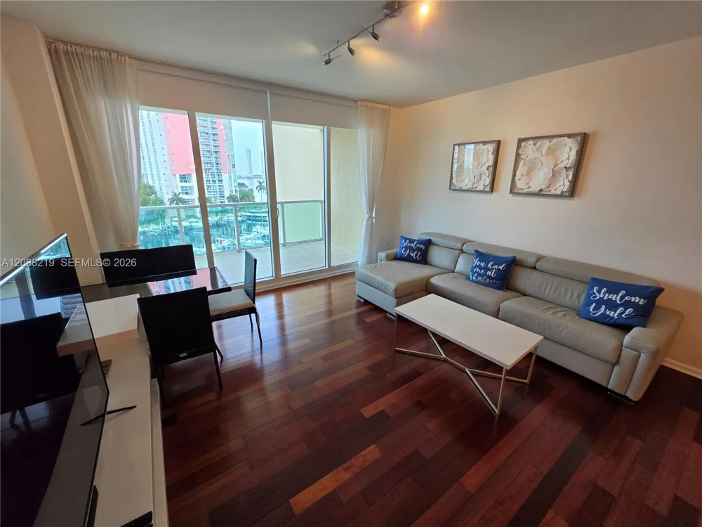 3340 NE 190th St #705 Aventura, FL 33180
