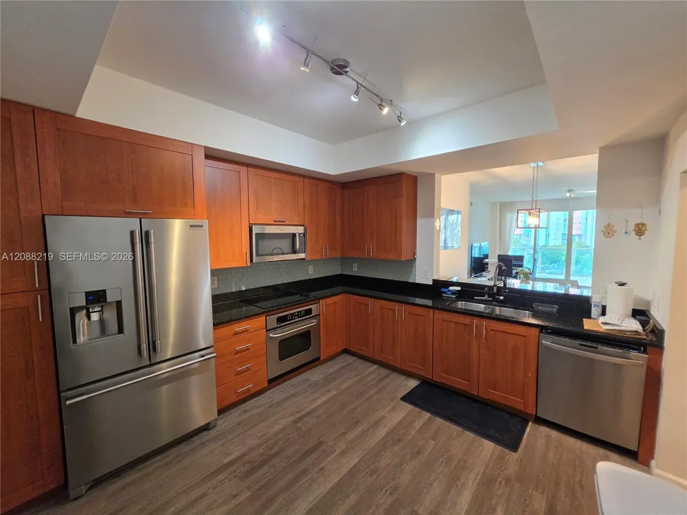 3340 NE 190th St #705 Aventura, FL 33180