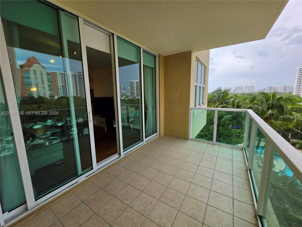 3340 NE 190th St #705 Aventura, FL 33180