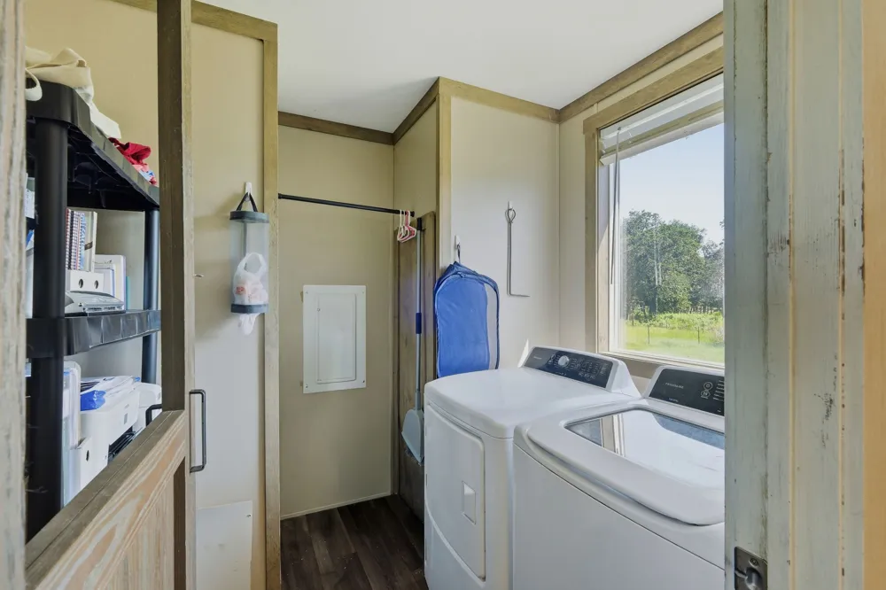 1951 County Road 475 Thrall, TX 76578