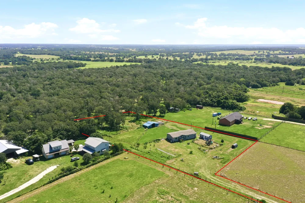 1951 County Road 475 Thrall, TX 76578
