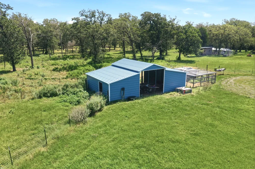 1951 County Road 475 Thrall, TX 76578
