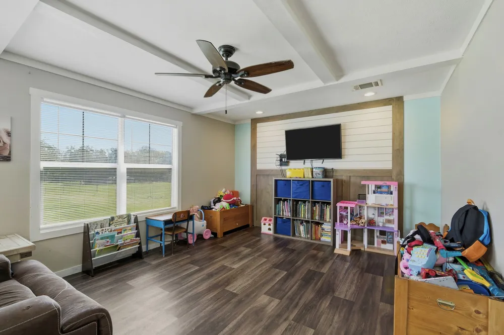 1951 County Road 475 Thrall, TX 76578