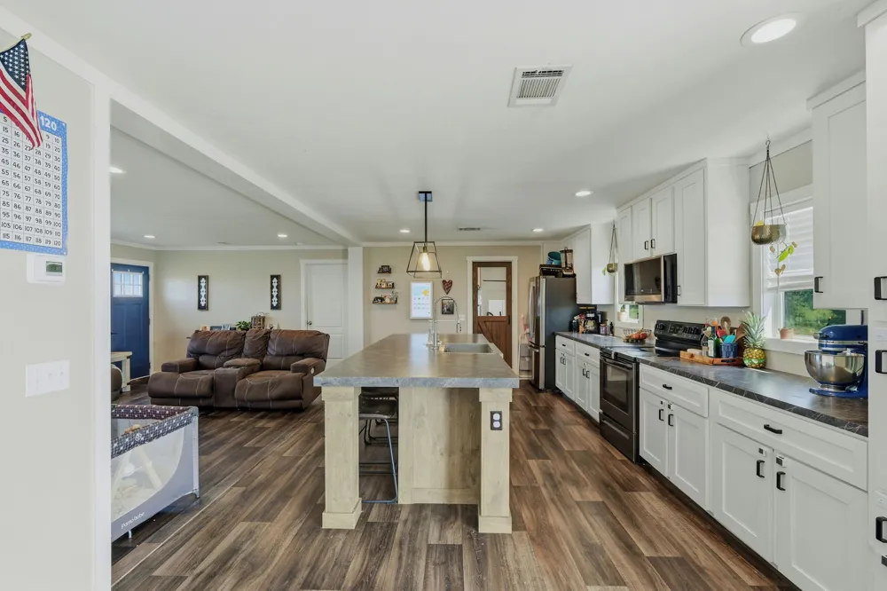 1951 County Road 475 Thrall, TX 76578