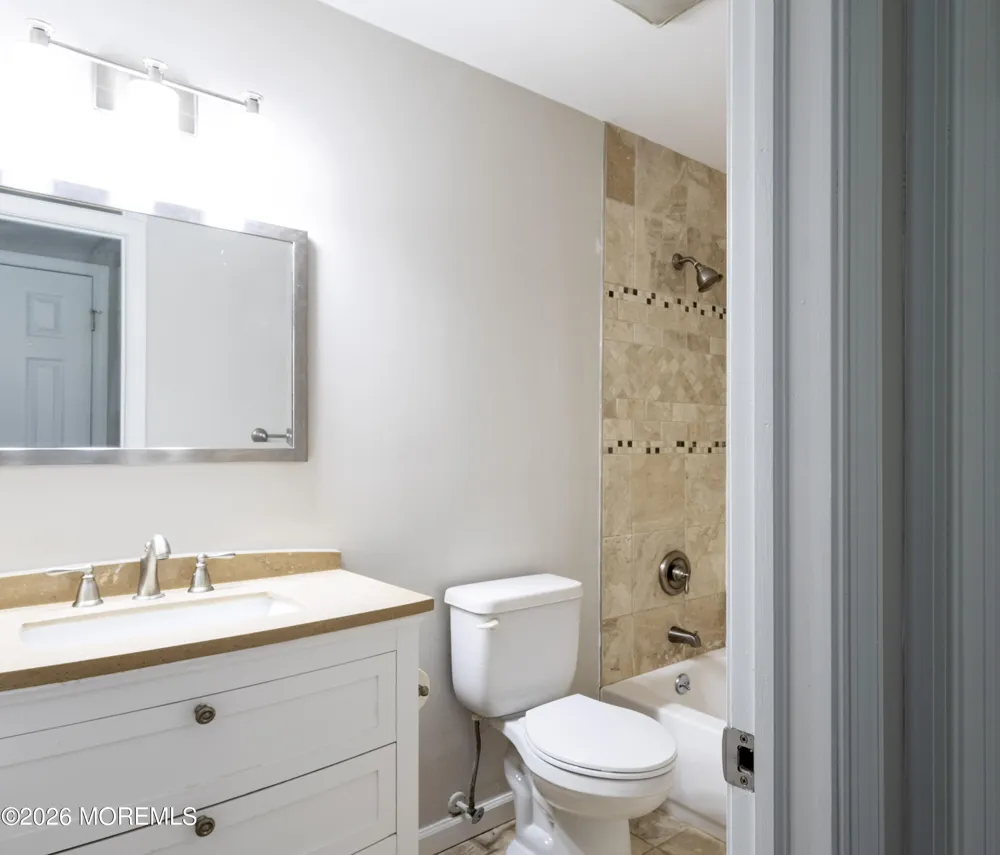 1103 Arlington Drive Toms River, NJ 08755