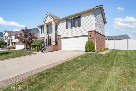 20704 Busenbark Lane