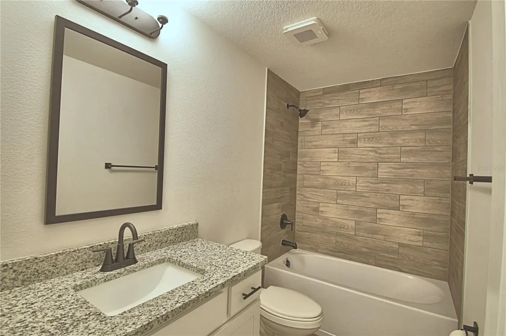 4479 JULIANA LAKE DRIVE Auburndale, FL 33823