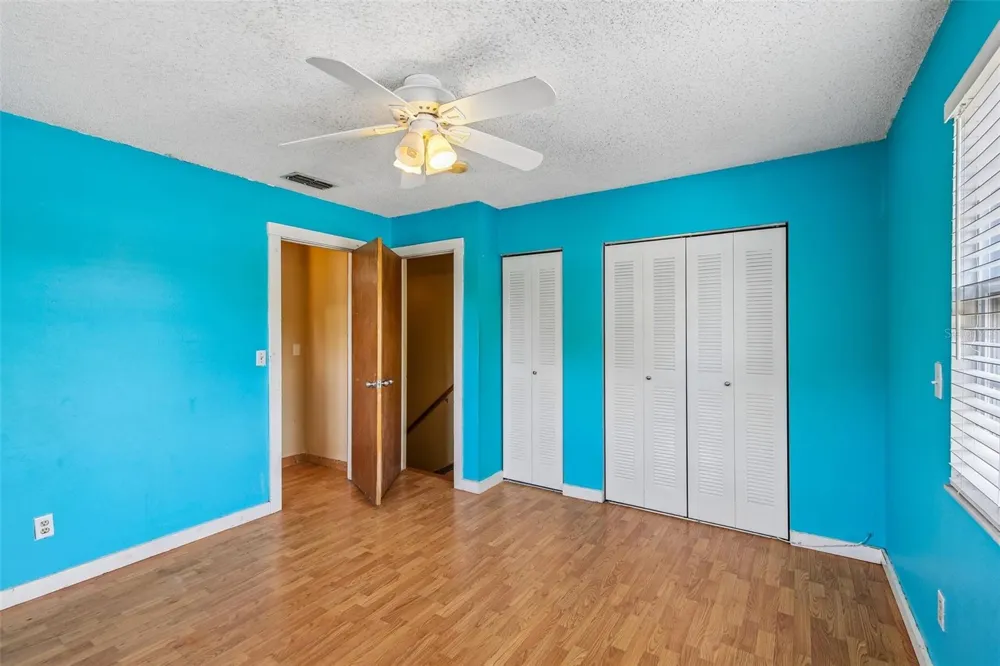2702 49TH STREET S Gulfport, FL 33707