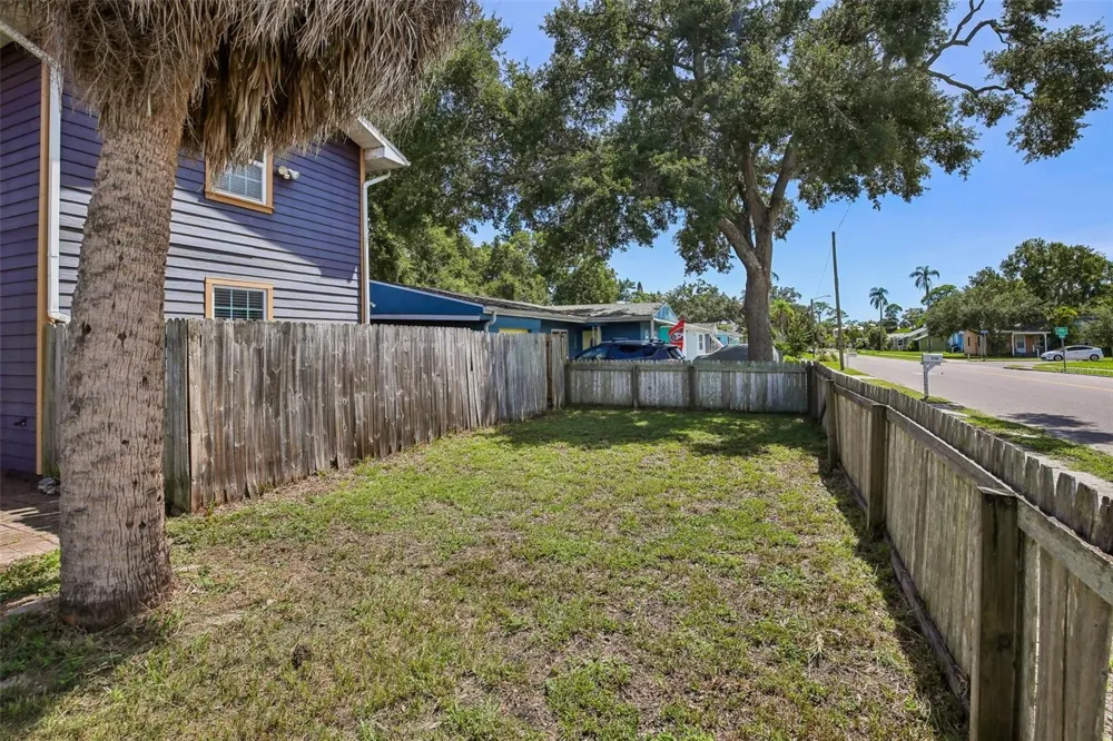2702 49TH STREET S Gulfport, FL 33707