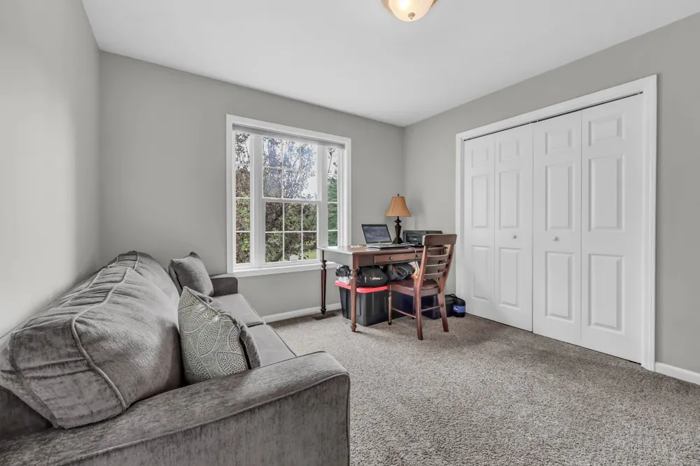 625 E Glenridge Ln Clarksville, TN 37043