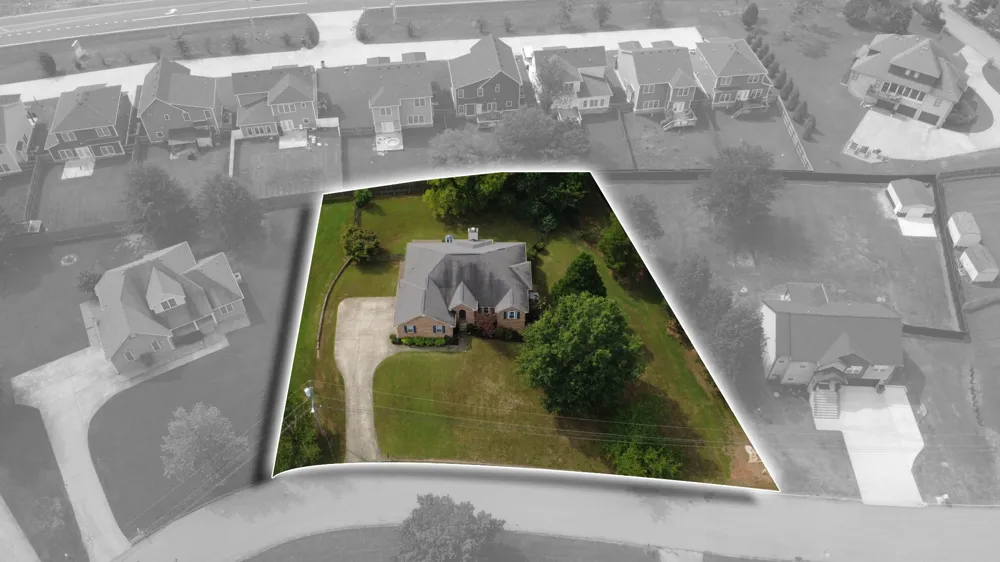 625 E Glenridge Ln Clarksville, TN 37043
