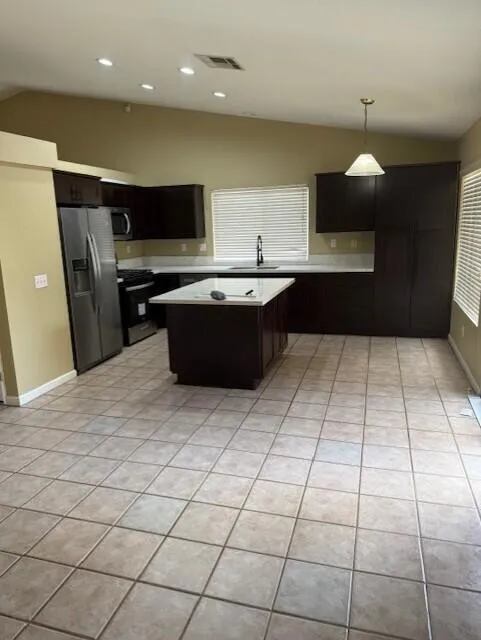 49084 Violet Street Indio, CA 92201
