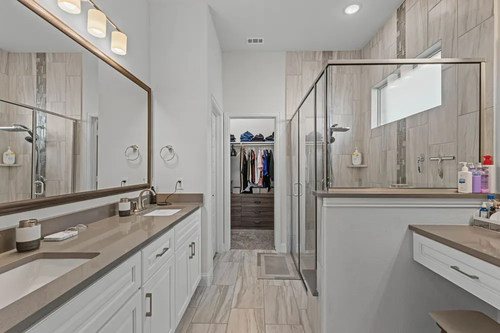 5227 Mareliz Lane Sachse, TX 75048