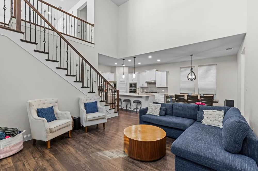 5227 Mareliz Lane Sachse, TX 75048
