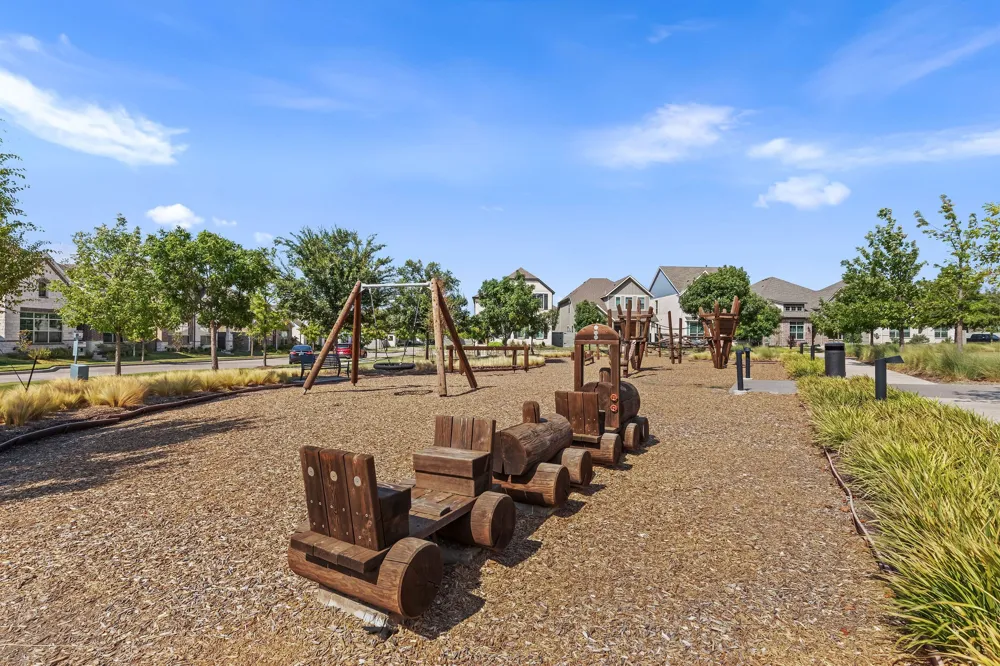 5227 Mareliz Lane Sachse, TX 75048