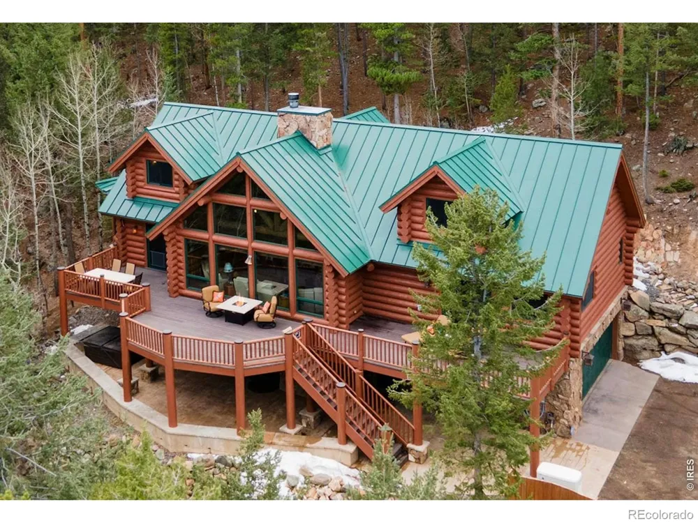 1490 Hummingbird Drive Estes Park, CO 80517