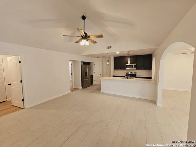 6700 YELLOW ROSE ST San Antonio, TX 78238