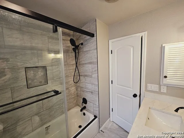 6700 YELLOW ROSE ST San Antonio, TX 78238