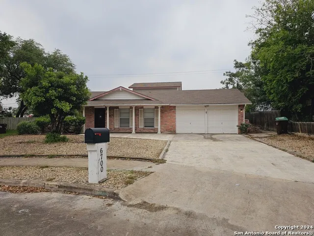 6700 YELLOW ROSE ST San Antonio, TX 78238