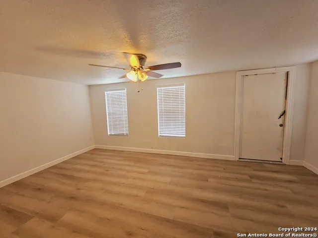 6700 YELLOW ROSE ST San Antonio, TX 78238
