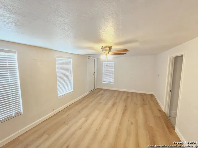 6700 YELLOW ROSE ST San Antonio, TX 78238